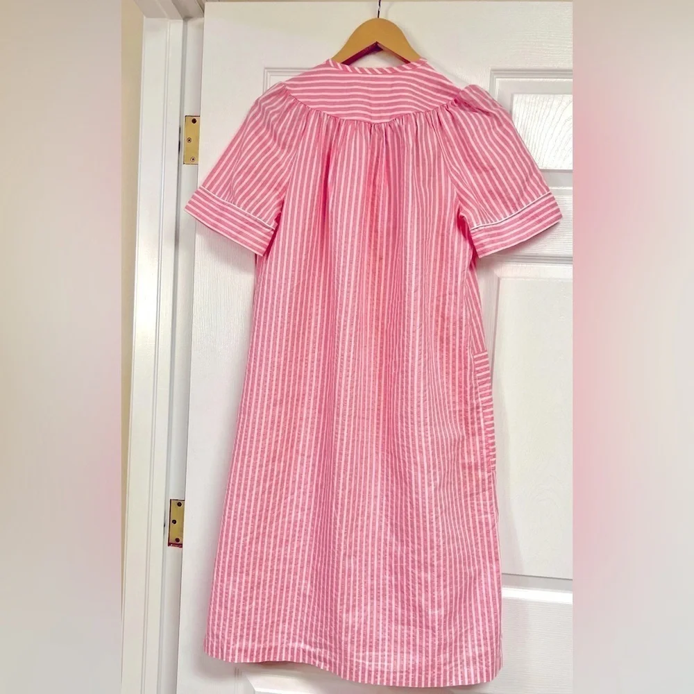 VINTAGE Leisure Life Cottage grandma Pink Striped Button-Down nightgown size L
